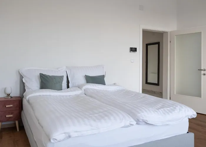 Next To Hauptbahnhof Hbf Apartamento Viena